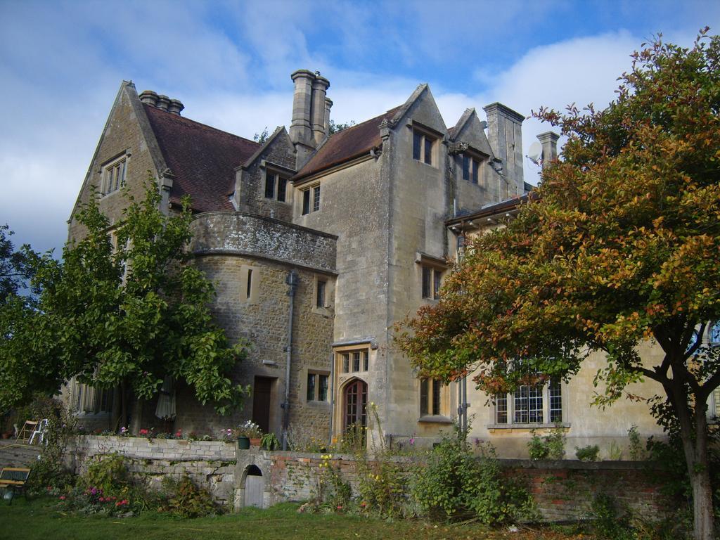 Cleeve House Bed & Breakfast Мелкшам Стая снимка